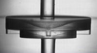 microfluidic oscillator