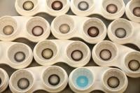 coloured contact lenses