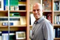 SMU Professor Gary Greguras 