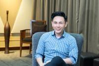 SMU Associate Professor Roy Chua 