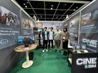 Mr Tobby Kan Shiu-tao (right 2), Senior Lecturer of the Department of Digital Arts and Creative Industries, and his research team.
